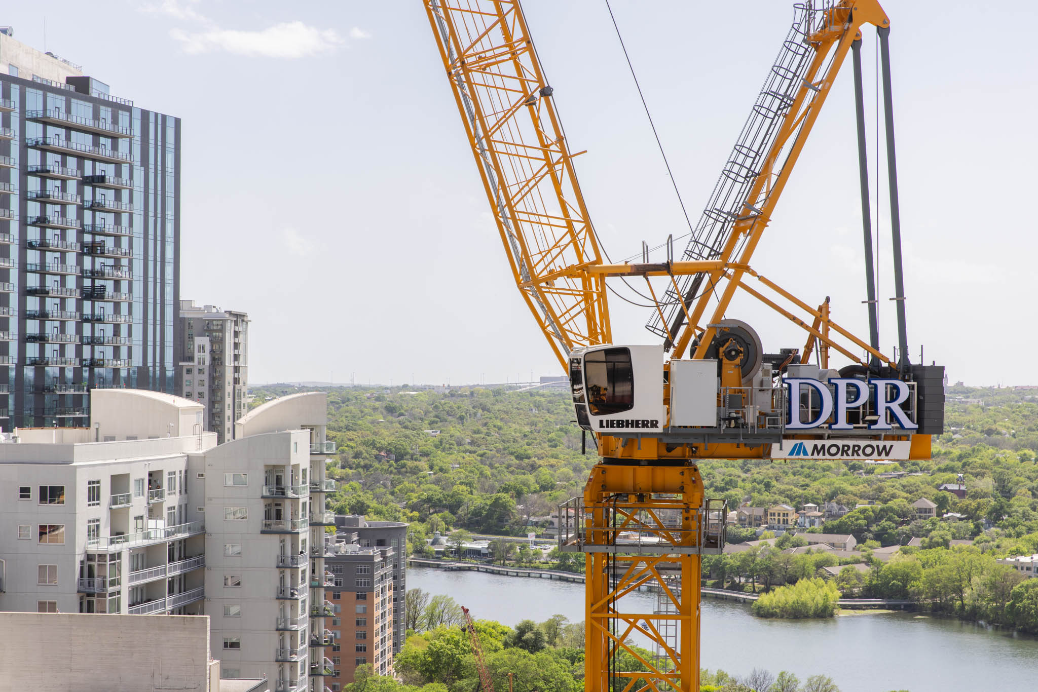 A crane on the DPR Construction jobsite at Waterline