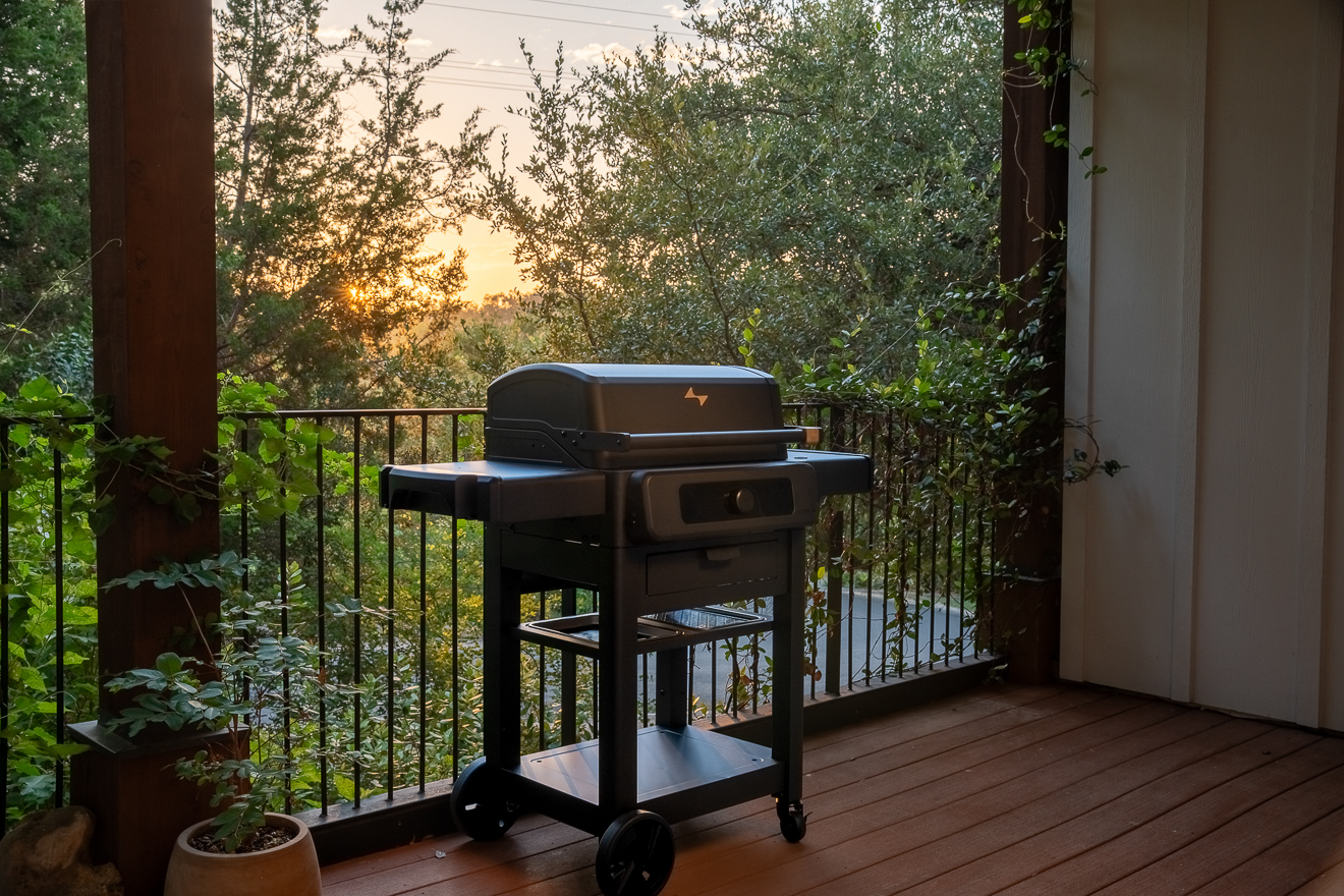 Lifestyle photography featuring the Current electric grill